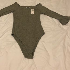 Abercrombie & Fitch Gray Bodysuit fluted sleeve L